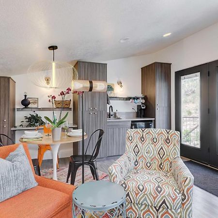 Stylish And Modern Boise Studio With Foothills Views! Exterior photo