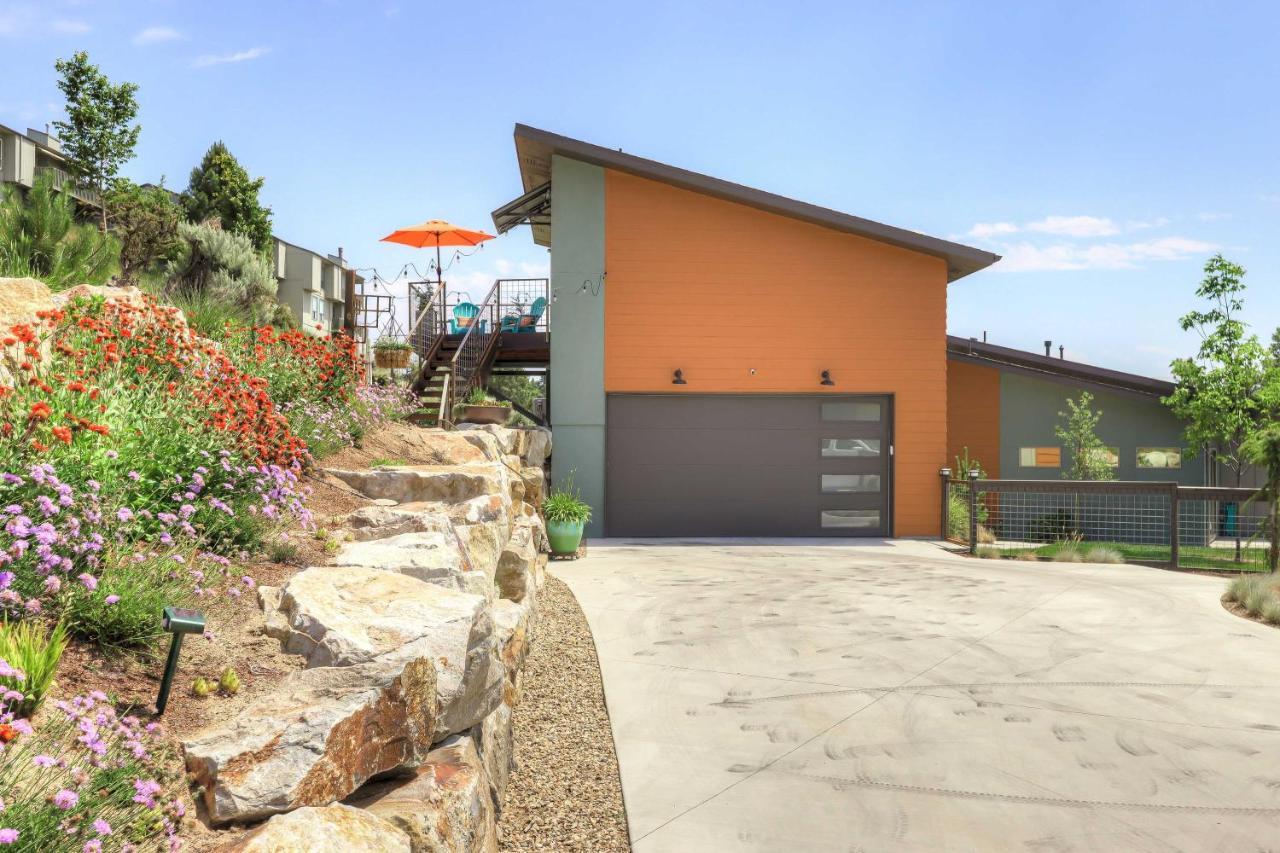 Stylish And Modern Boise Studio With Foothills Views! Exterior photo